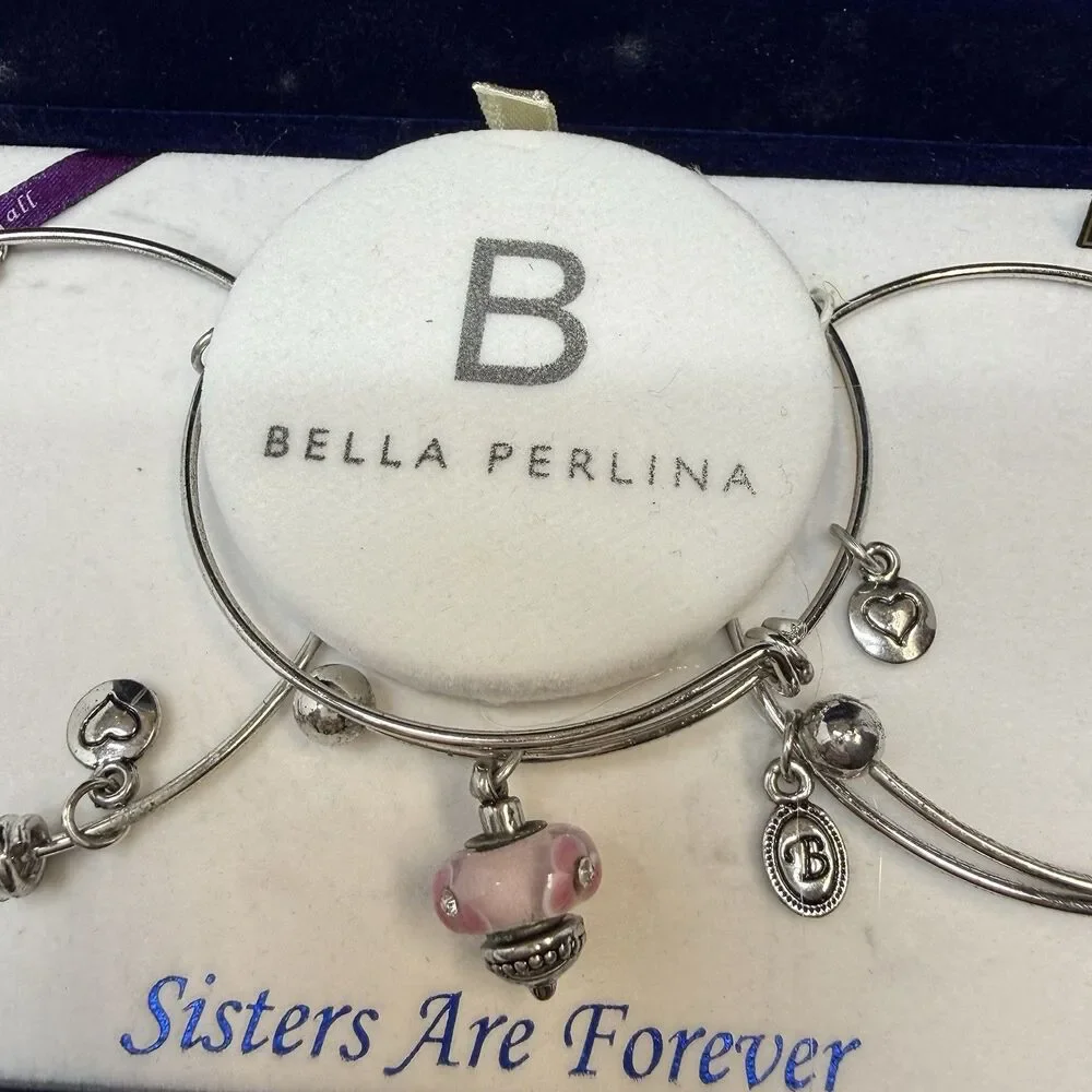 Bella Perlina SISTERS ARE FOREVER 3 Piece Silver Tone Bangle Bracelet Set New